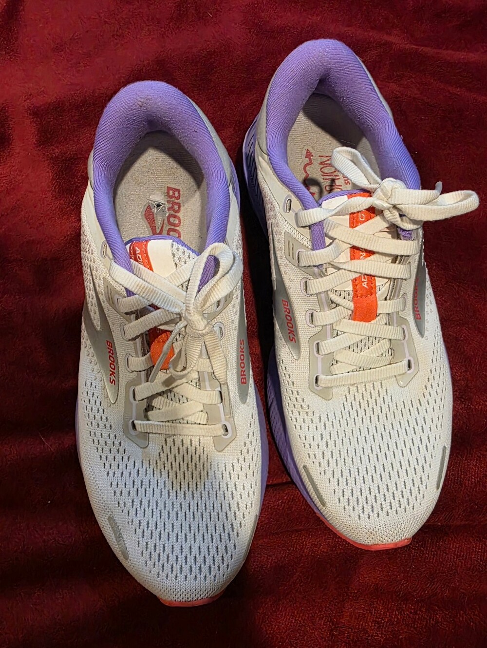Brooks Adrenaline GTS 22 - Picture 3 of 6
